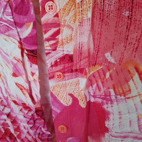 AGB floral pink petite blouse - Picture 2 of 5